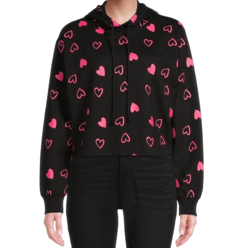 Heart Cropped Pullover Hoodie Black Pink